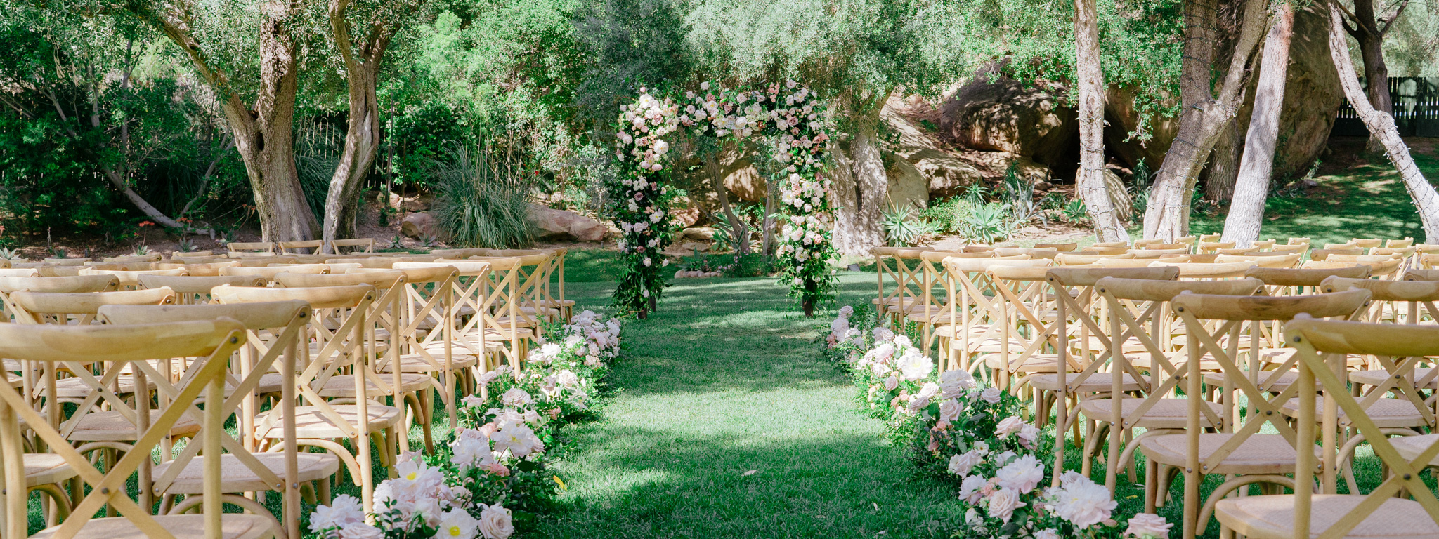 A Fairytale Wedding Day at Hummingbird Nest Ranch | California Wedding Day