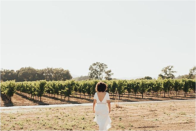 california wedding, romantic wedding, styled shoot, floral inspiration, vineyard wedding, red wedding, wedding gown, bridal dress, wedding photography, vineyard shoot, winery wedding, tablescape, modern