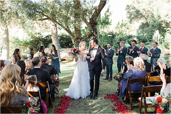 cali wedding, california wedding, bride and groom, wedding inspiration, california venue, wedding gown