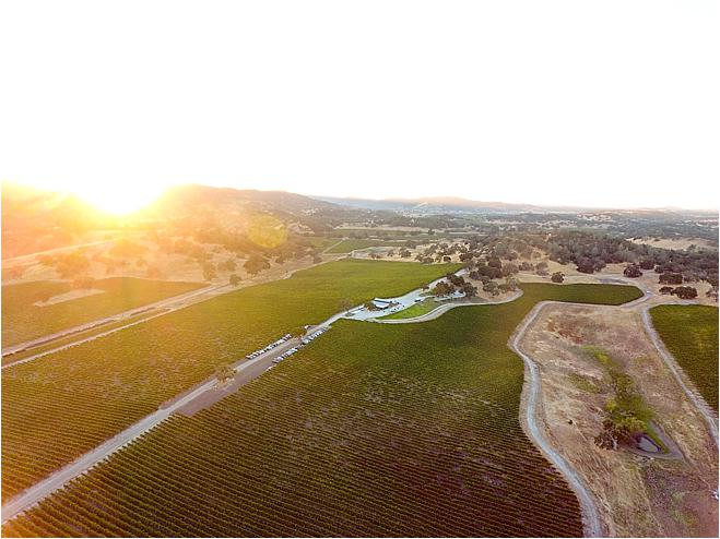 california wedding, california wedding venue, wedding inspiration, wedding photography, reception inspiration, ceremony inspiration, california wedding venue, venue tour, winery wedding, vineyard wedding, bride and groom