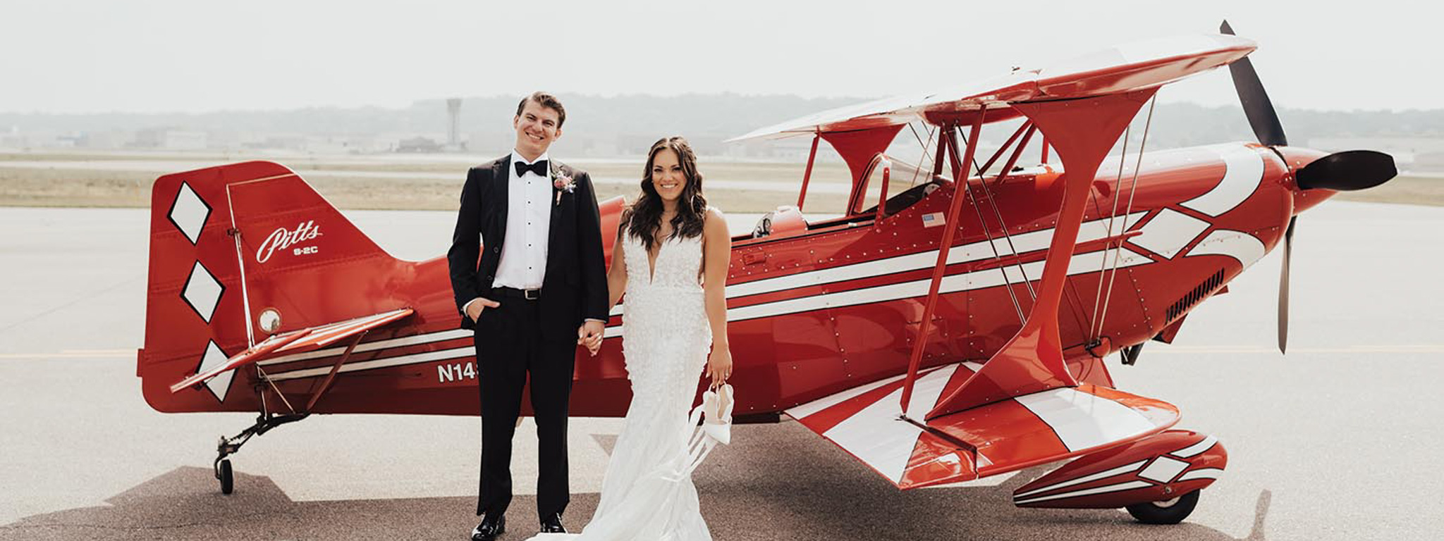 Familial Details Take Center Stage at Holman’s Table Airfield Nuptials ...