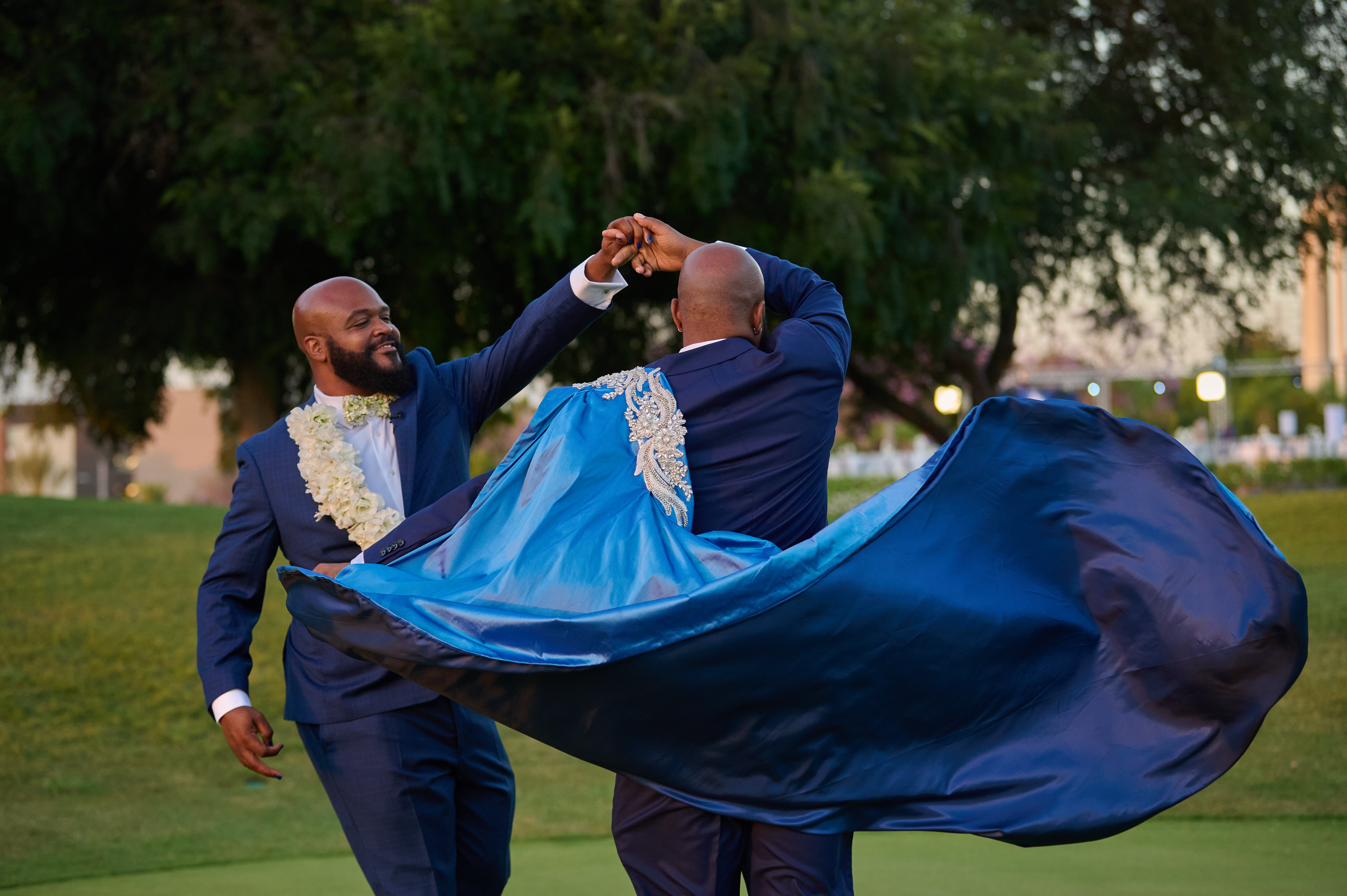 Radiant Day Features Iridescent Floral Accents at Serene Wedding Celebration