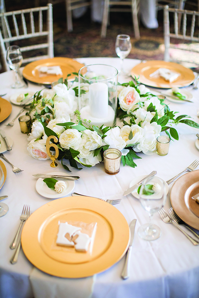 A table set for the reception at Wayzata Country Club