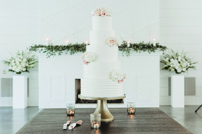 Ruwani and Zach's tiered wedding cake.