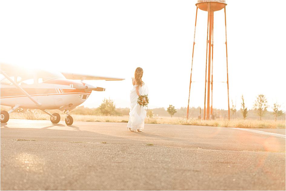 oregon bride, oregon wedding, corvallis wedding, bride and groom, airplane photography