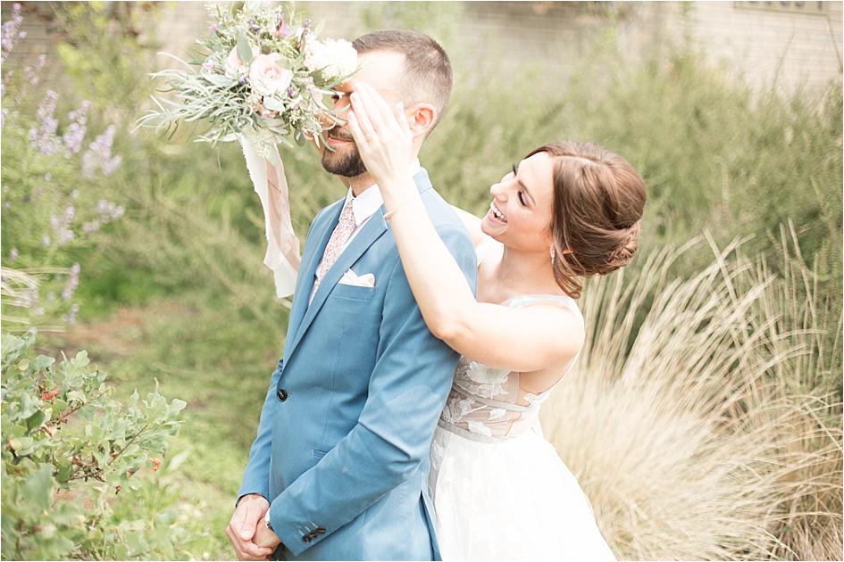 seattle wedding, seattle bride, wedding photography, washington wedding, bride and groom, wedding inspiration