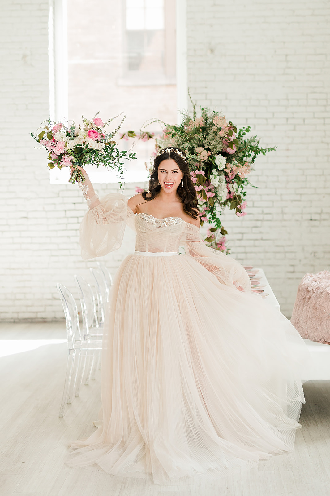 seattle bride, seattle bride magazine, styled shoot, bridal style, wedding gown, wedding inspiration, styled shoot wedding