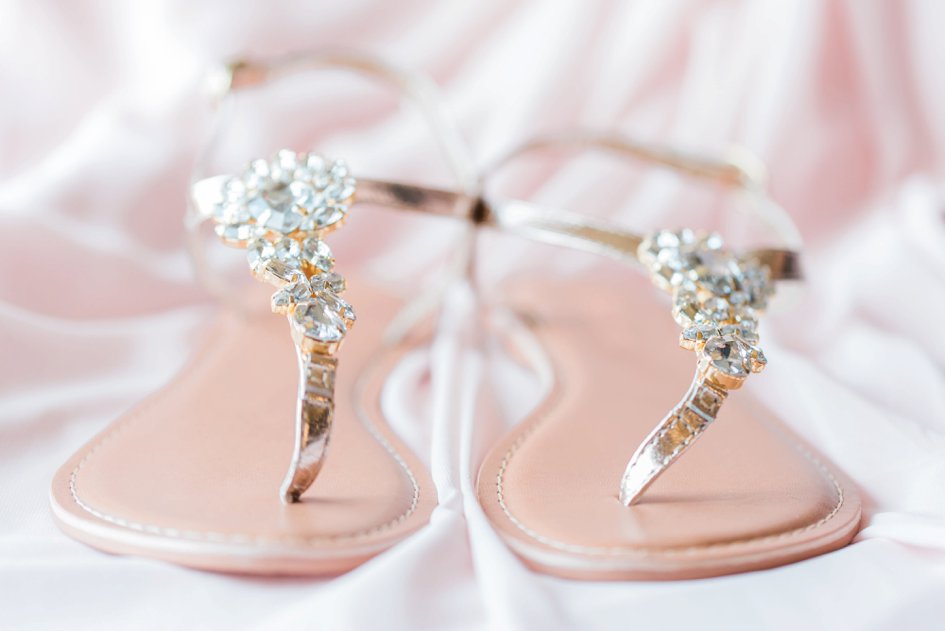 Woodland Backyard Wedding in New Berlin | Wisconsin Bride