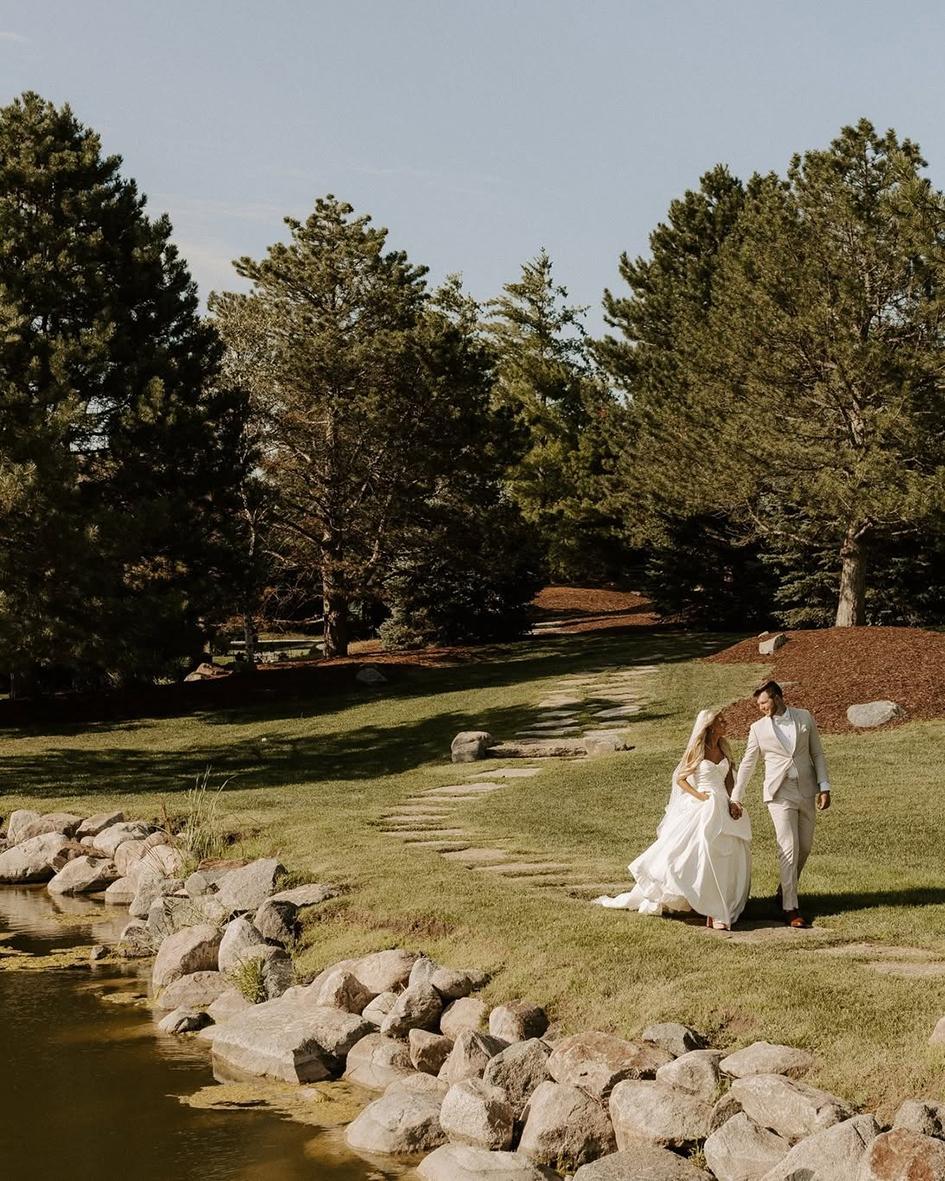 wilderness ridge newlyweds
