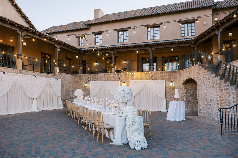 Superstition Mountain Golf & Country Club Courtyard