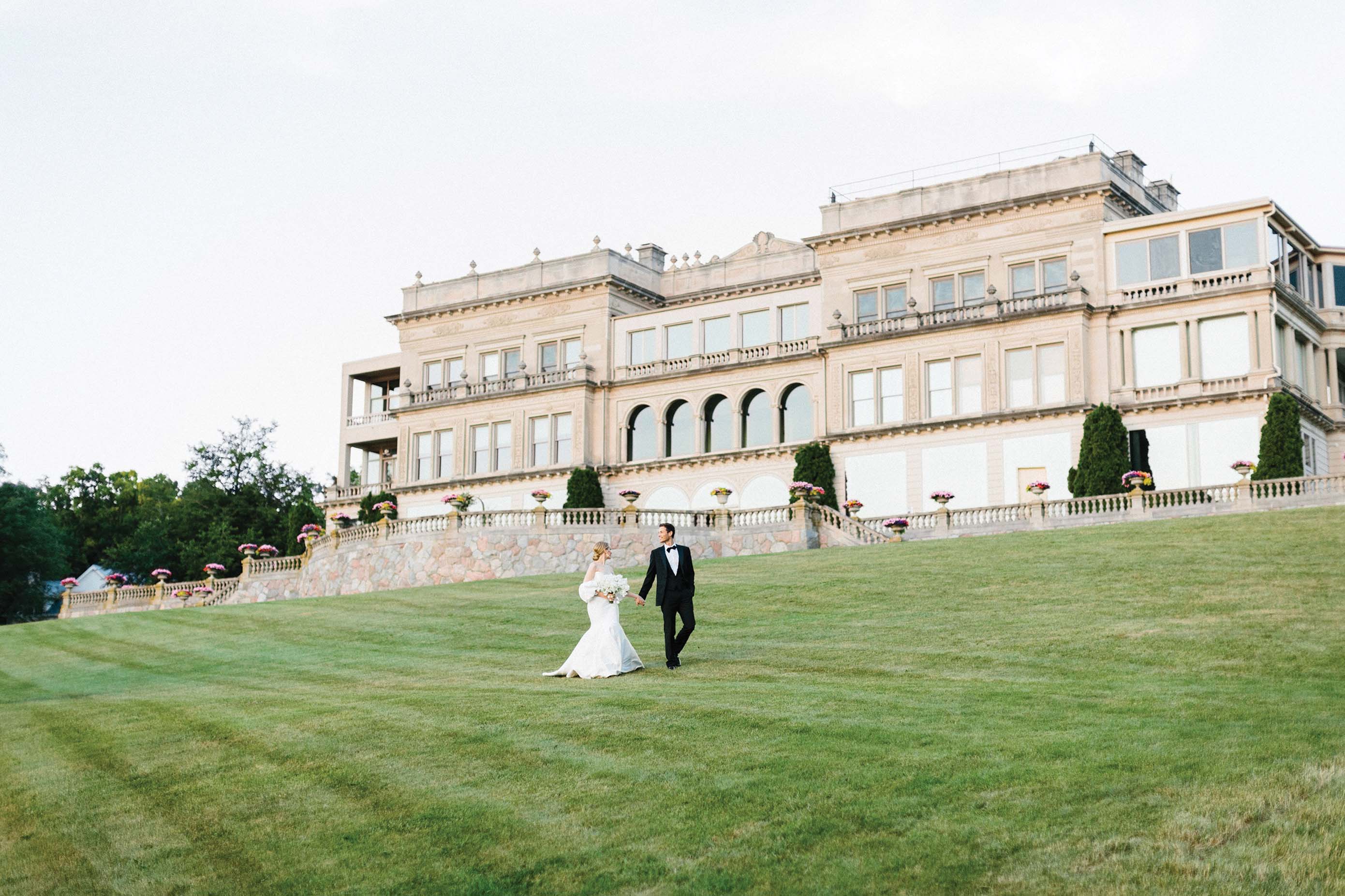 Wedding Day Captures the Grandeur of Stone Manor on Lake Geneva | Wisconsin  Bride