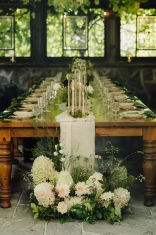 Lush reception table in imagined day at Bella Luna Farms