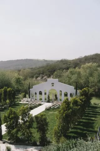 Jeune Perché outdoor ceremony space pictured from above