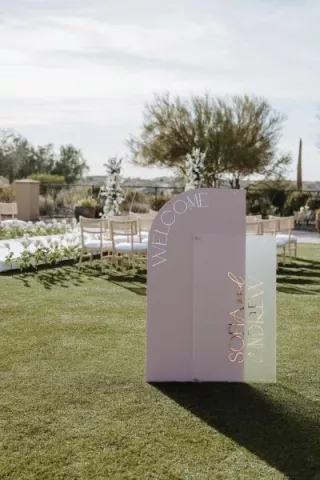 Welcome sign for styled shoot wedding at Black Stone Country Club