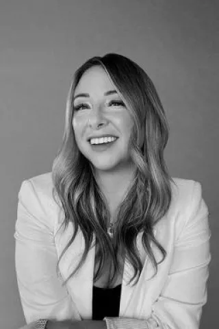 Black and white headshot of Editor-in-Chief Lauren Mang