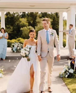 Kylee and Ben are All Smiles on their Wedding Day at Oswego Hills Winery