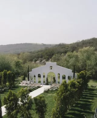 Jeune Perché outdoor ceremony space pictured from above