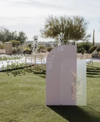 Welcome sign for styled shoot wedding at Black Stone Country Club