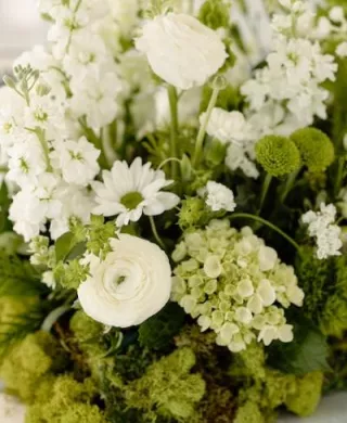 Earthy Florals Shine at Northwest Wedding