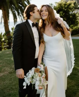 Sarah and Anthony at their California-cool Wedding Day at Bel-Air Bay Club