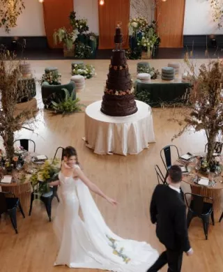 Models pose amidst winning floral design in styled shoot at The Evergreen