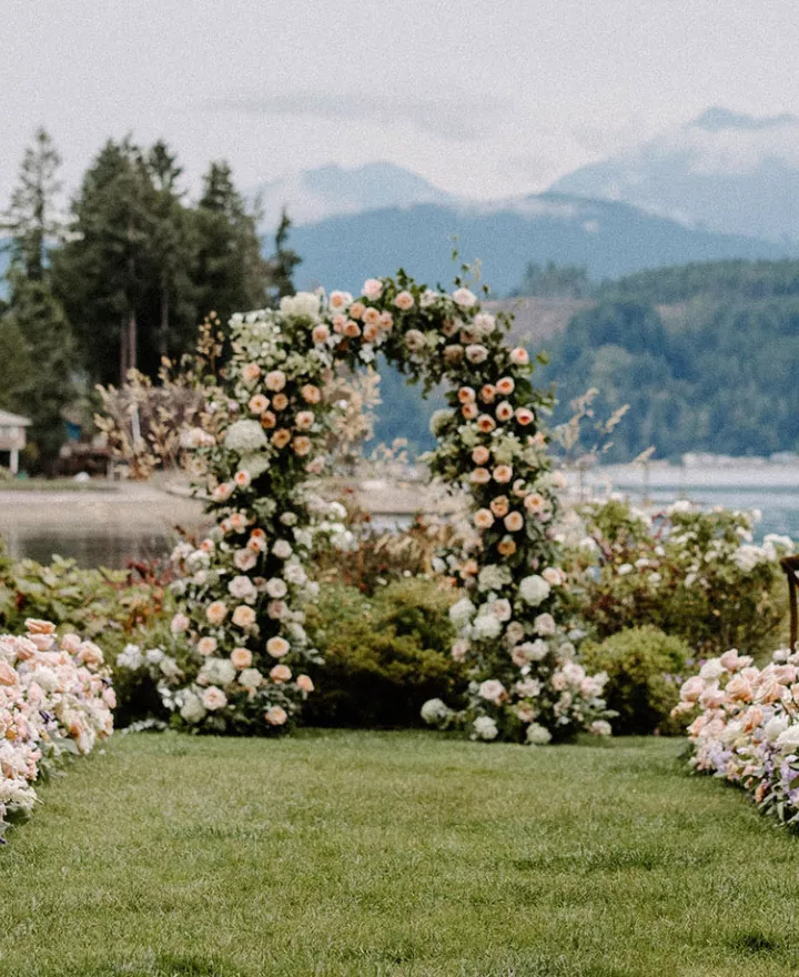 Ceremony scene at Alderbrook Resort & Spa