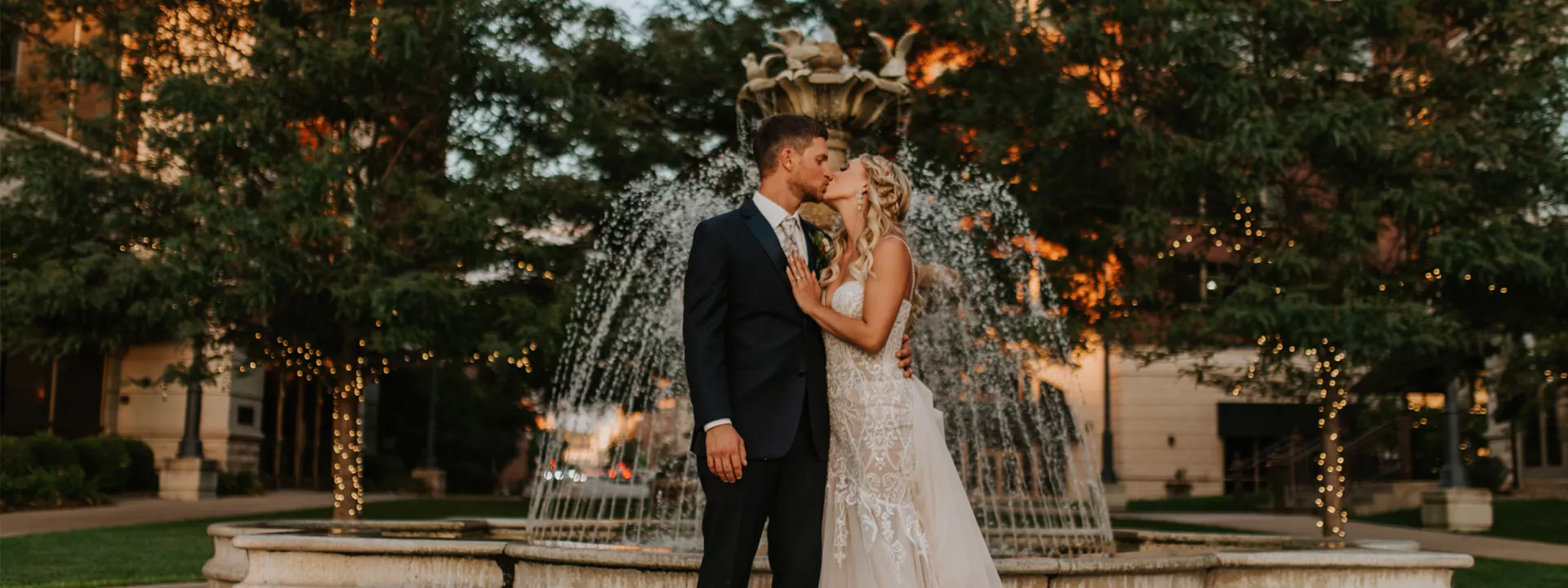 Savannah Steiger Photography courtesy of The Cargill Room at the Waterfront La Crosse