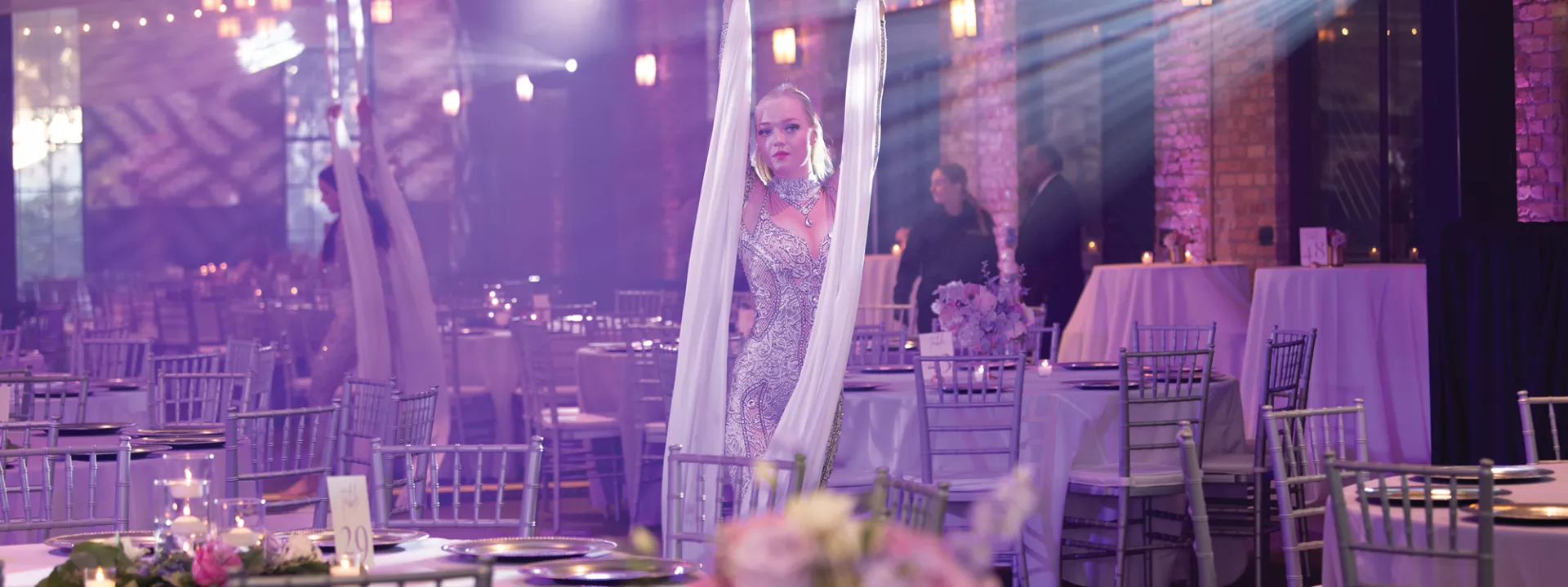 Wedding and a Show: Immersive Wedding Day Embraces Theatrics with Unique Performances