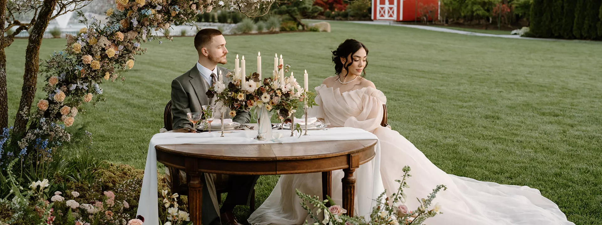 Love Blossoms: Vintage-Inspired Touches Mix with Modern Whimsy in Floral-Forward Editorial