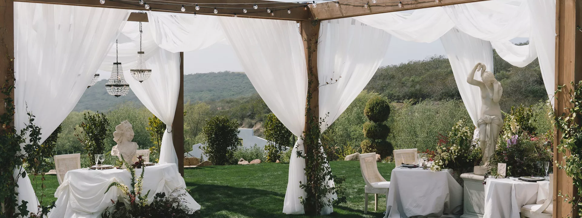 Jeune Perché outdoor reception space in Italian-inspired editorial