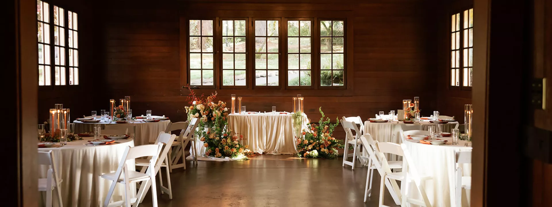 Winning event design in falll inspired styled shoot at Jenkins Estate