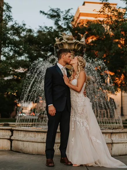 Savannah Steiger Photography courtesy of The Cargill Room at the Waterfront La Crosse