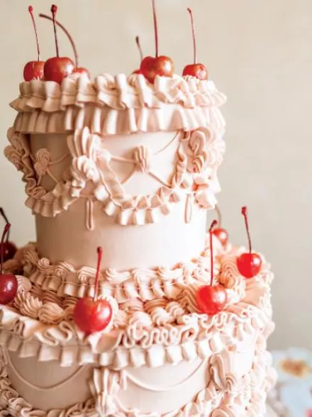 Vintage Inspired Wedding Cakes Make a Comeback via Julie Michelle Cakes
