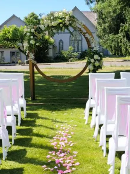 Ceremony space at Vashon Inn